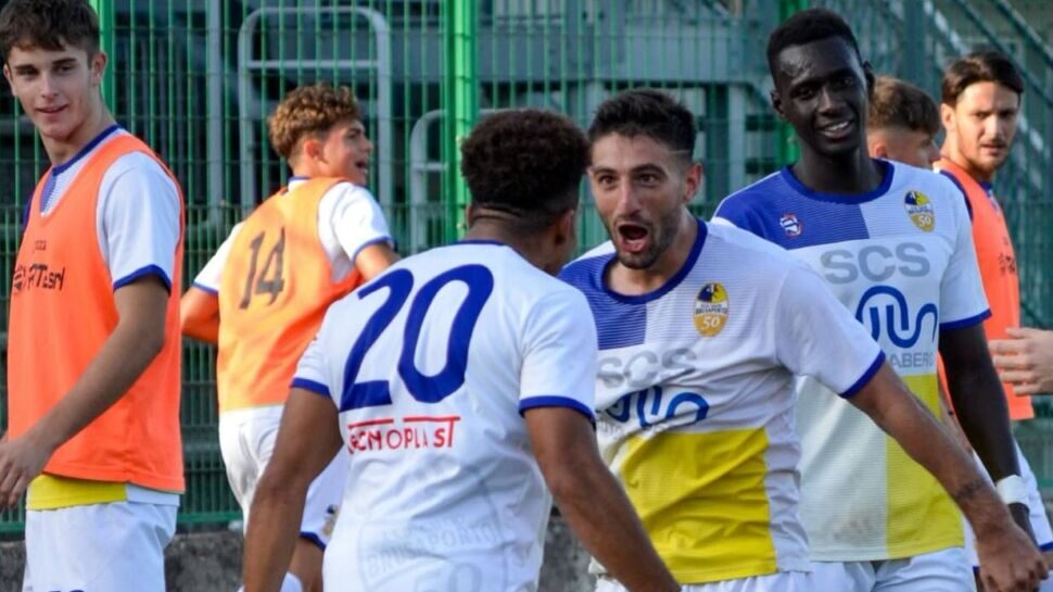 Il Sant’Angelo perde Castelli: il bomber passa al Piacenza