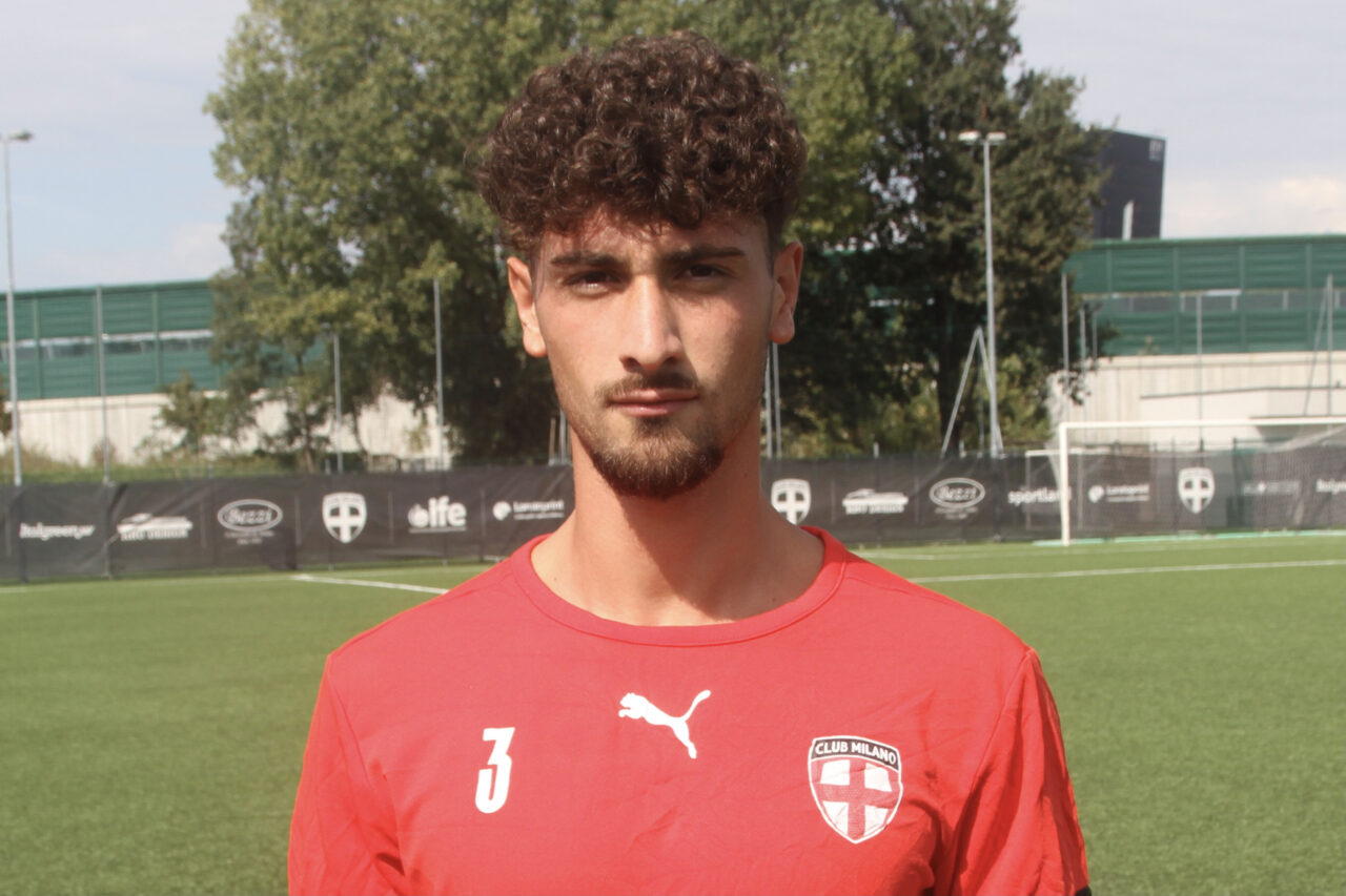 Club Milano, il rinforzo per il centrocampo arriva dalla Serie C: presentato l’ex Milan Filippo Tolomello
