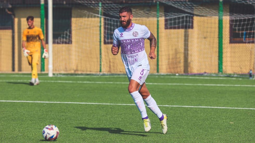 Ostiamare, il capitano Paride Pinna: “De Rossi si è presentato con grande umiltà. Qui grandi margini di miglioramento”