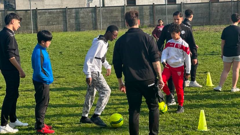 Il Legnano attivo nel sociale: incontro con i ragazzi dell’Oratorio dei Frati