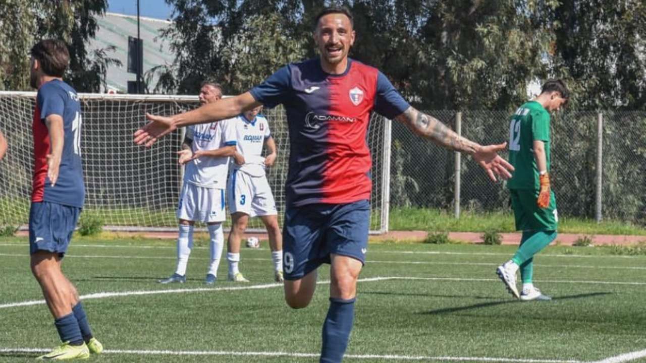 Colpo di scena in casa Vado: Vincenzo Alfiero lascia il club savonese