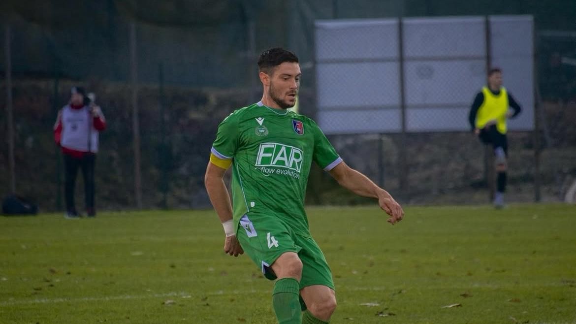 Gozzano, una bandiera è per sempre: rinnovo per Gemelli, sarà la sua 14ª stagione consecutiva in rossoblù
